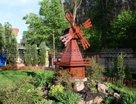 Голландская мельница из дерева