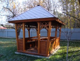 Квадратная беседка