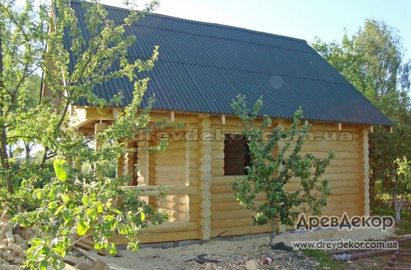 Баня из бревна