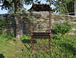 Мангал с художественной ковки